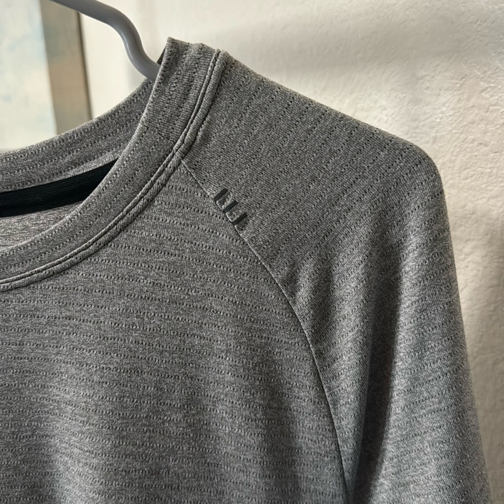 Men’s Lululemon Shirt